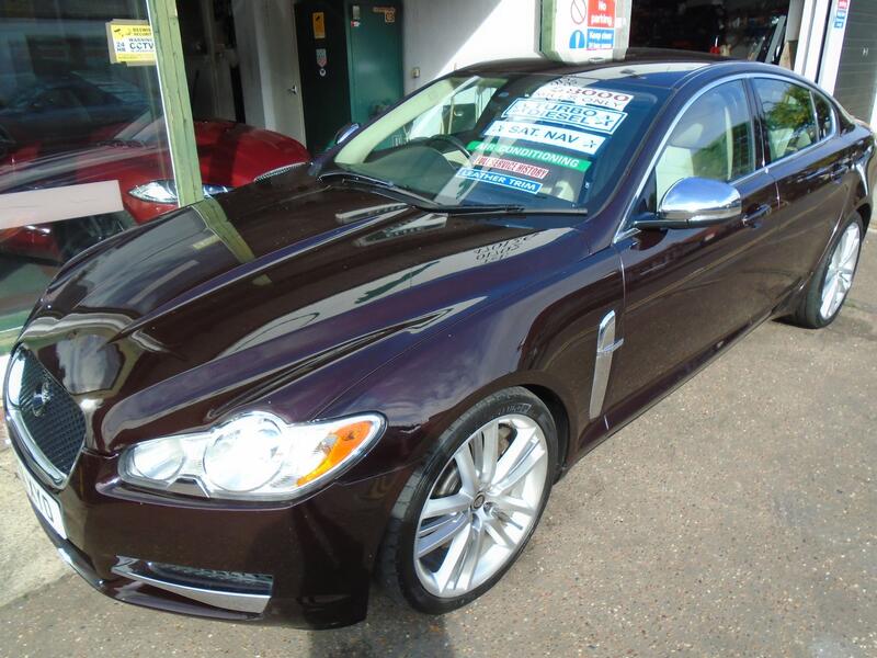 View JAGUAR XF 3.0 d S V6 Portfolio