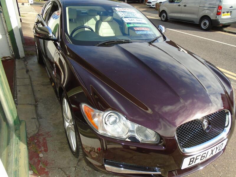 JAGUAR XF