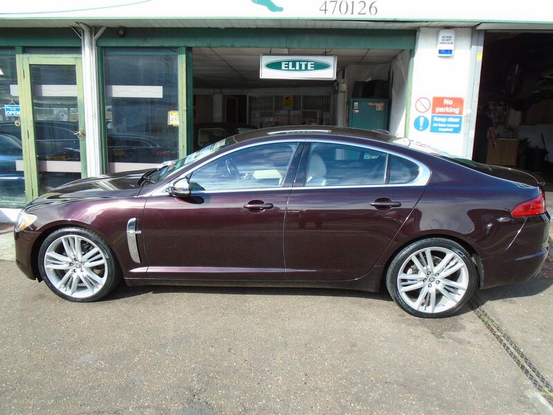 JAGUAR XF