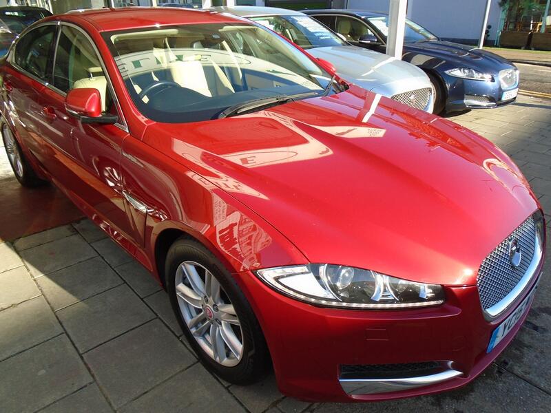 View JAGUAR XF 2.2 d Luxury 