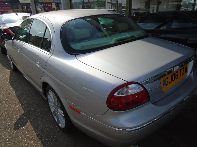 JAGUAR S-TYPE