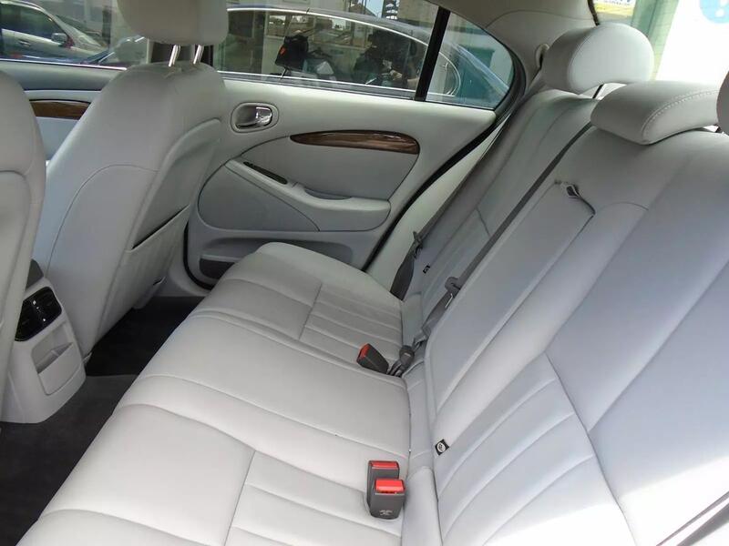 JAGUAR S-TYPE