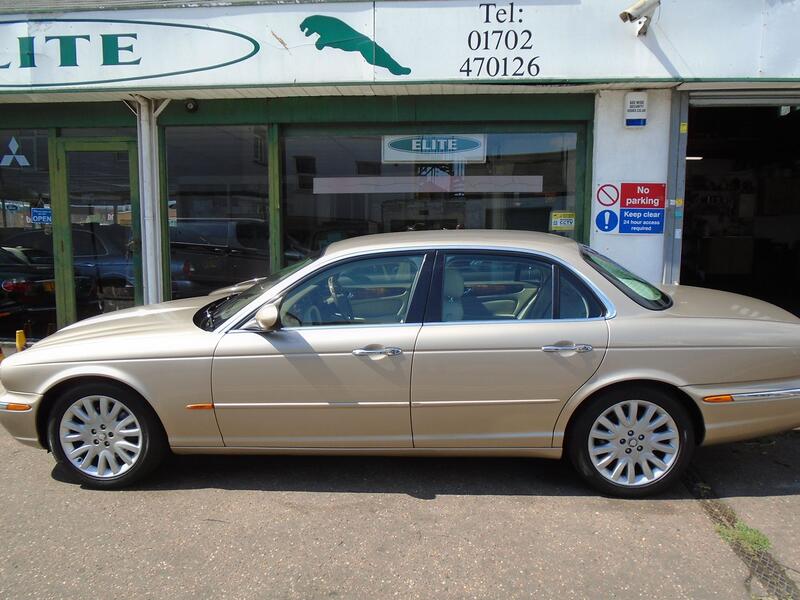 JAGUAR XJ