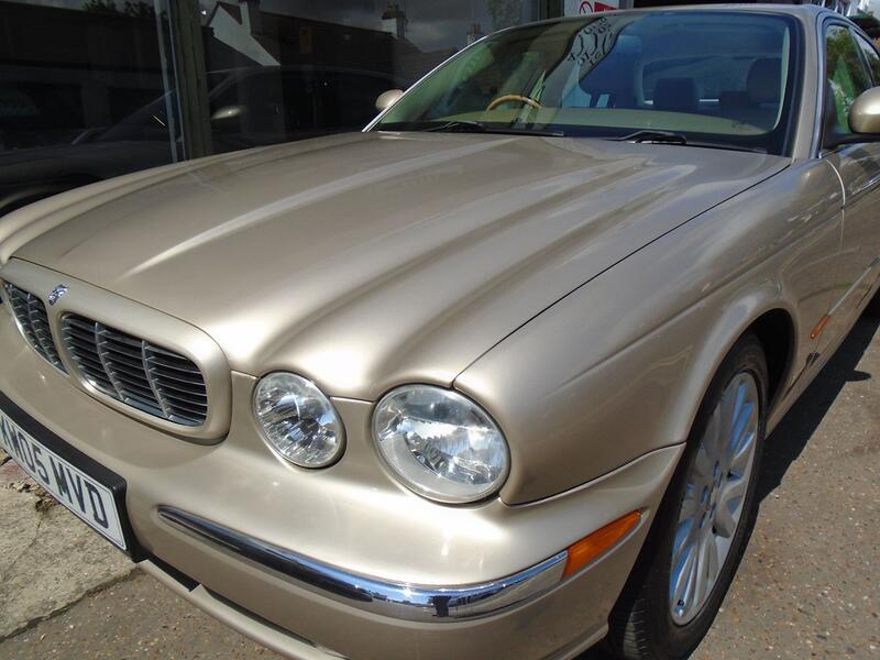 JAGUAR XJ