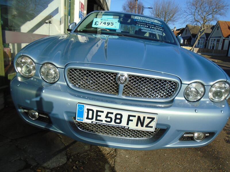 JAGUAR XJ