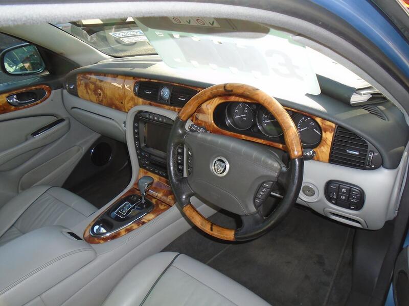 JAGUAR XJ