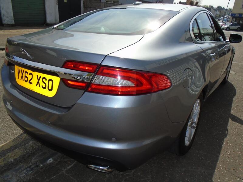 JAGUAR XF