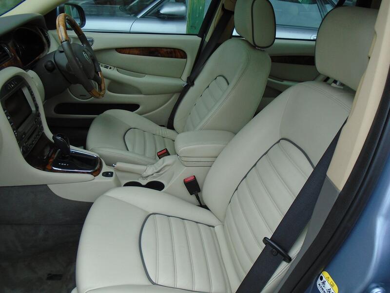 JAGUAR X-TYPE