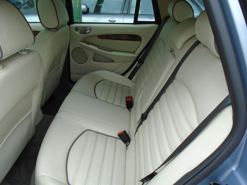 JAGUAR X-TYPE