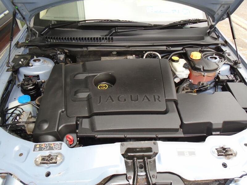 JAGUAR X-TYPE