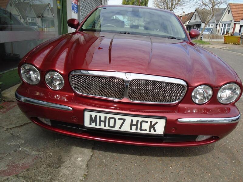JAGUAR XJ