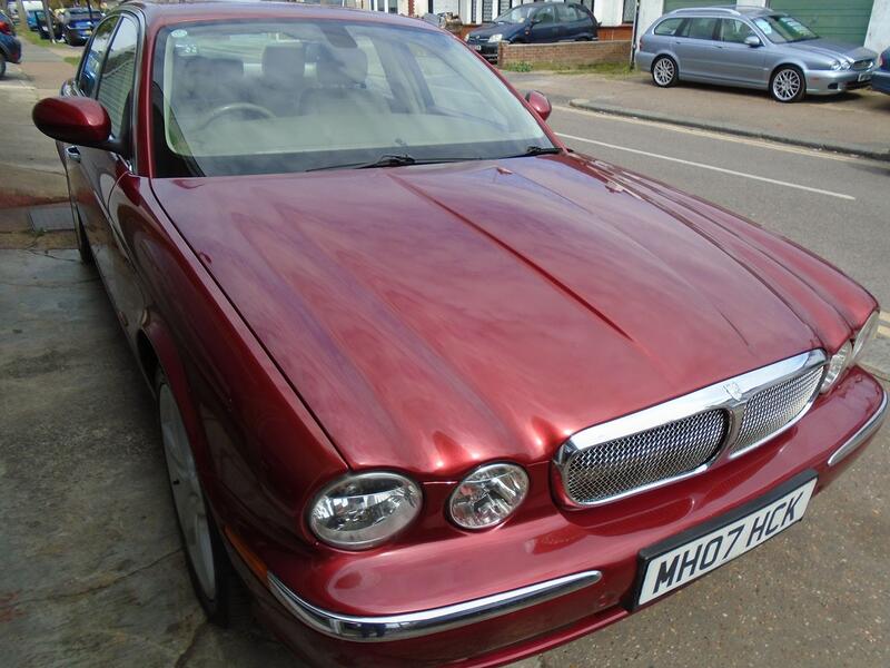 JAGUAR XJ