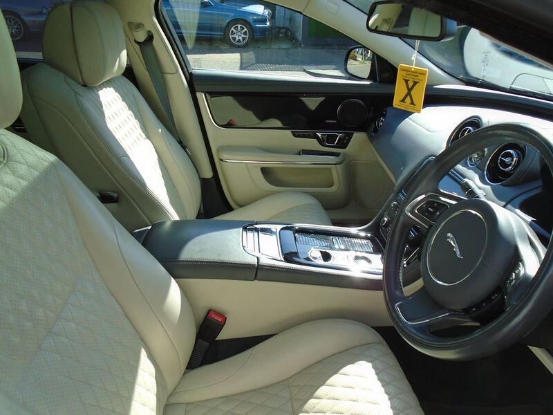 JAGUAR XJ