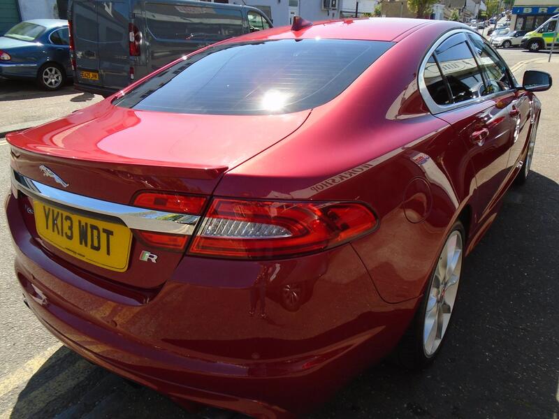 JAGUAR XF