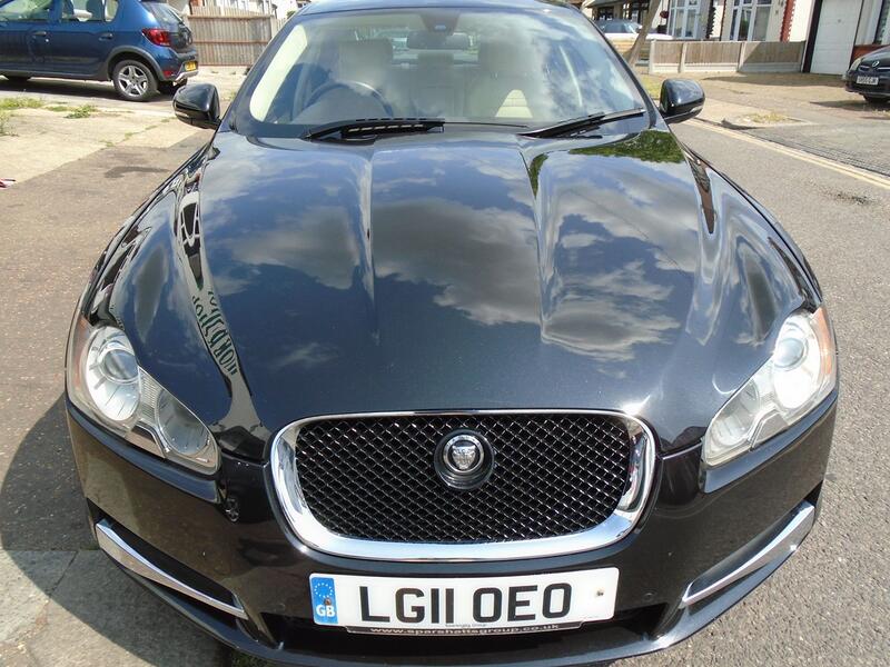 View JAGUAR XF 3.0 d S V6 Portfolio