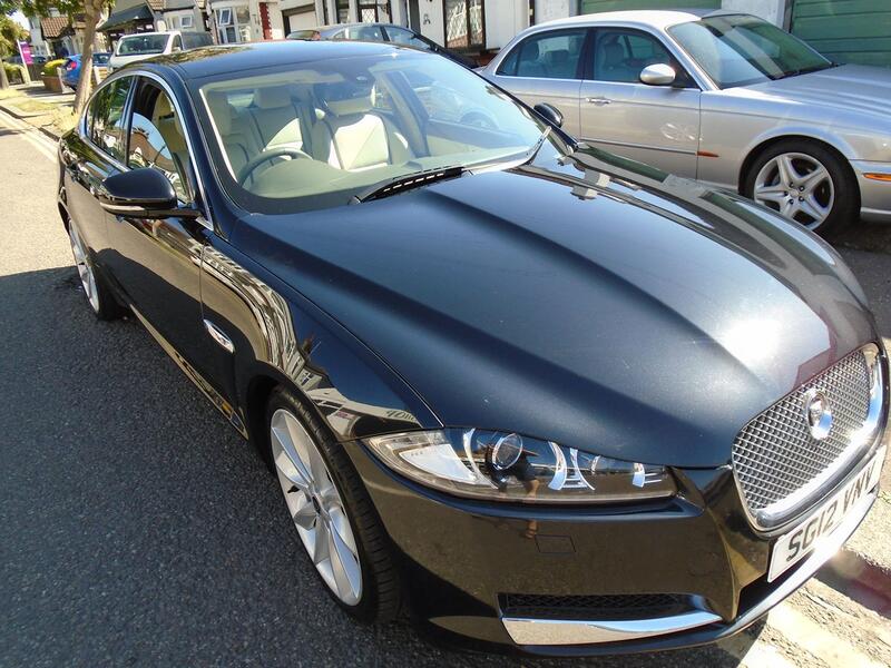 View JAGUAR XF 2.2 d Portfolio