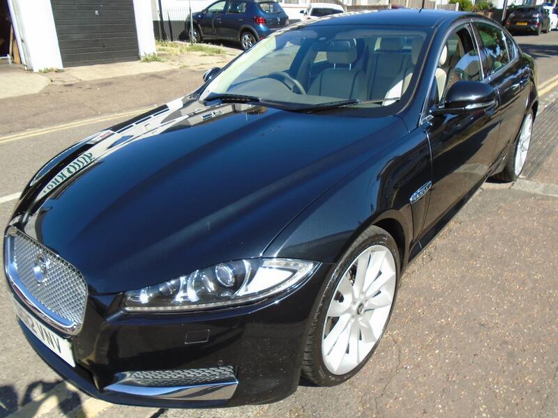 View JAGUAR XF 2.2 d Portfolio