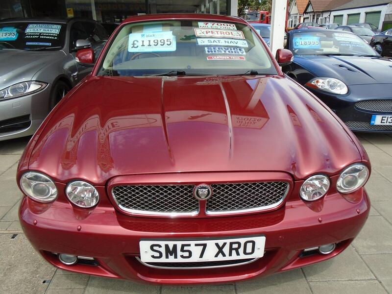 View JAGUAR XJ 3.0 V6 Sovereign
