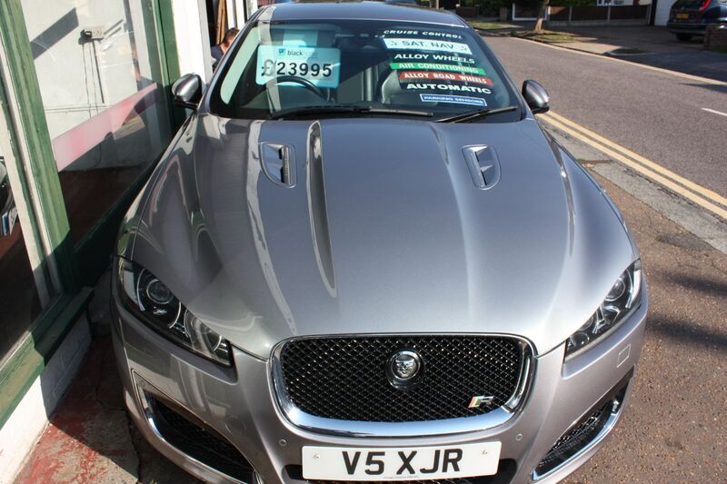 View JAGUAR XF V8 R